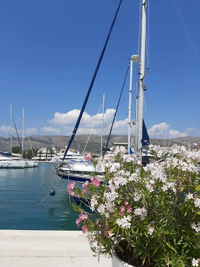 Sun4Fun Apartment Trogir