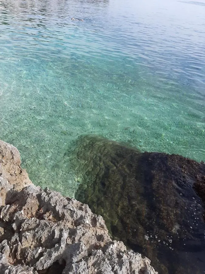 Sun4Fun Apartment Trogir 0*,
